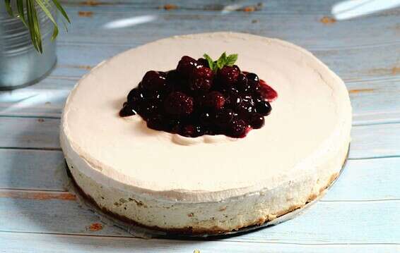 עוגת גבינה טבעונית // צילום: חן זבולון